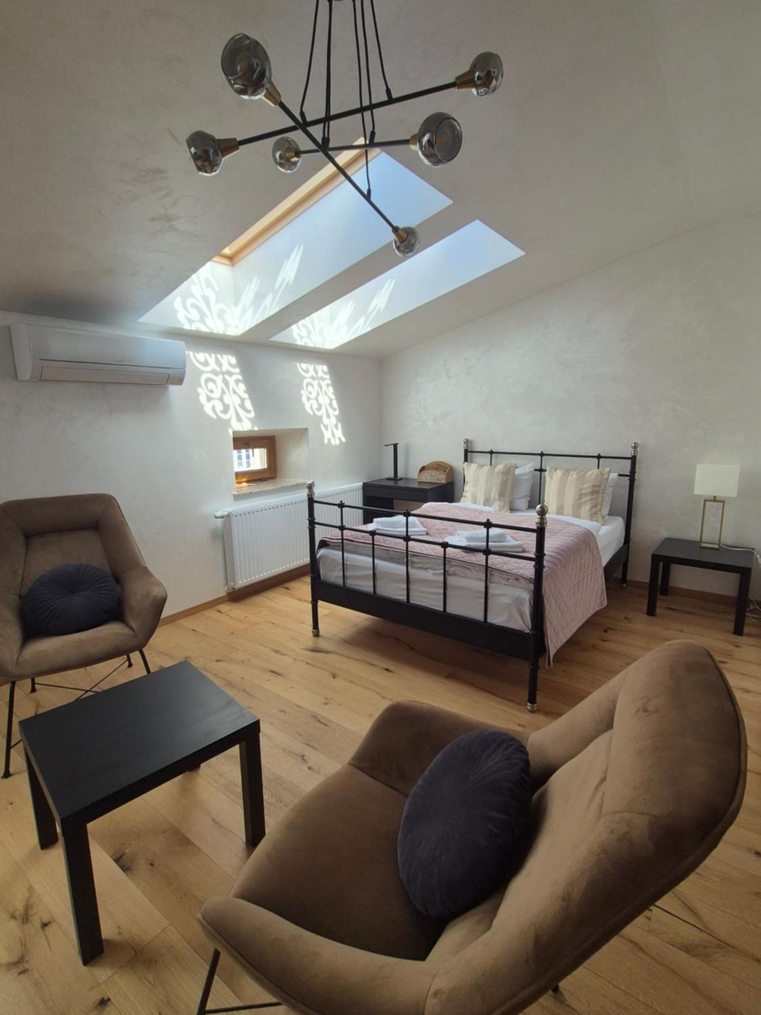 Aparthotel Miodowa 25 Krakkó Kültér fotó