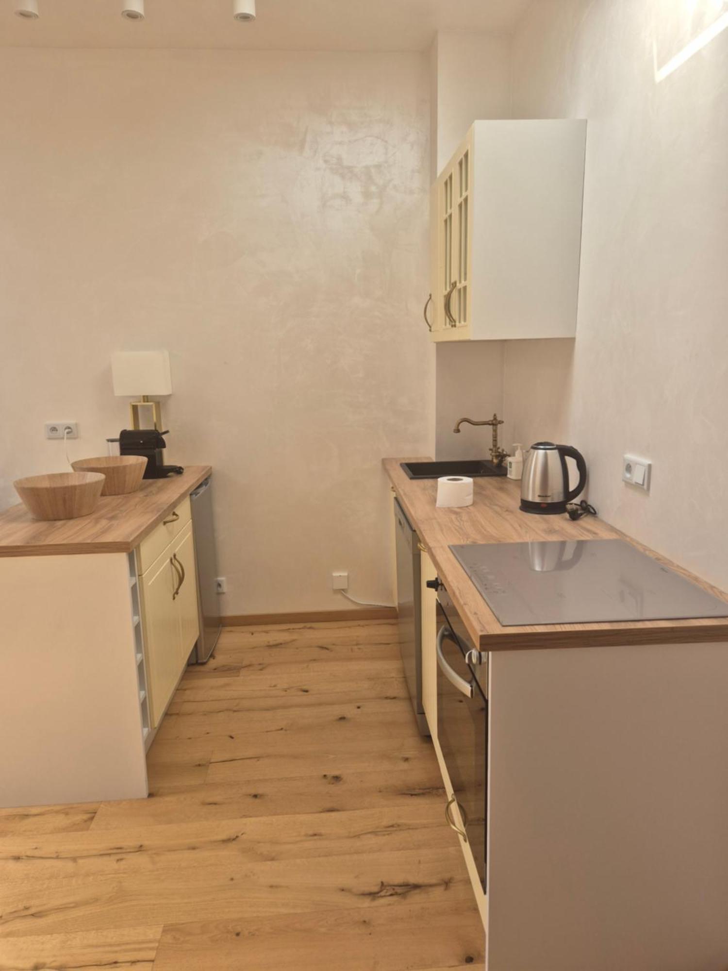 Aparthotel Miodowa 25 Krakkó Kültér fotó