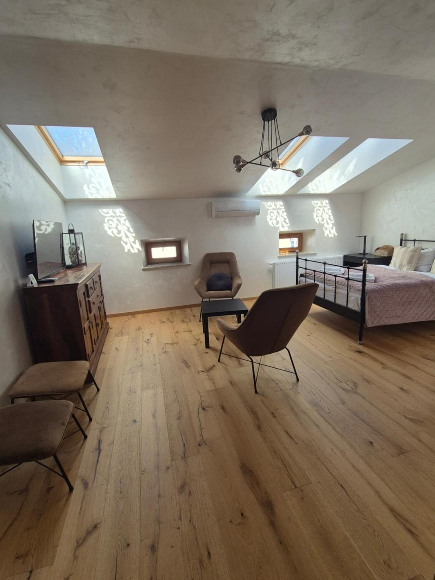 Aparthotel Miodowa 25 Krakkó Kültér fotó